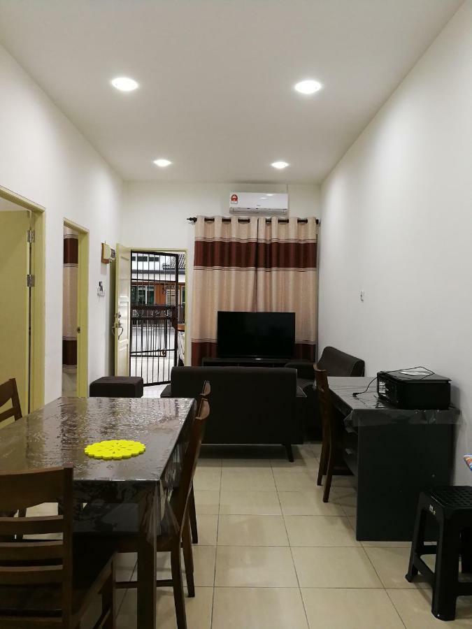 Address No 915, Lorong Uni Central 13, Taman Uni Central, Kuching Samarahan Expressway Exterior foto